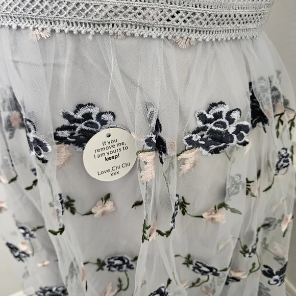 NWT Chi Chi London vneck floral embroidered lace midi dress uk 12 us 8 - Picture 6 of 12